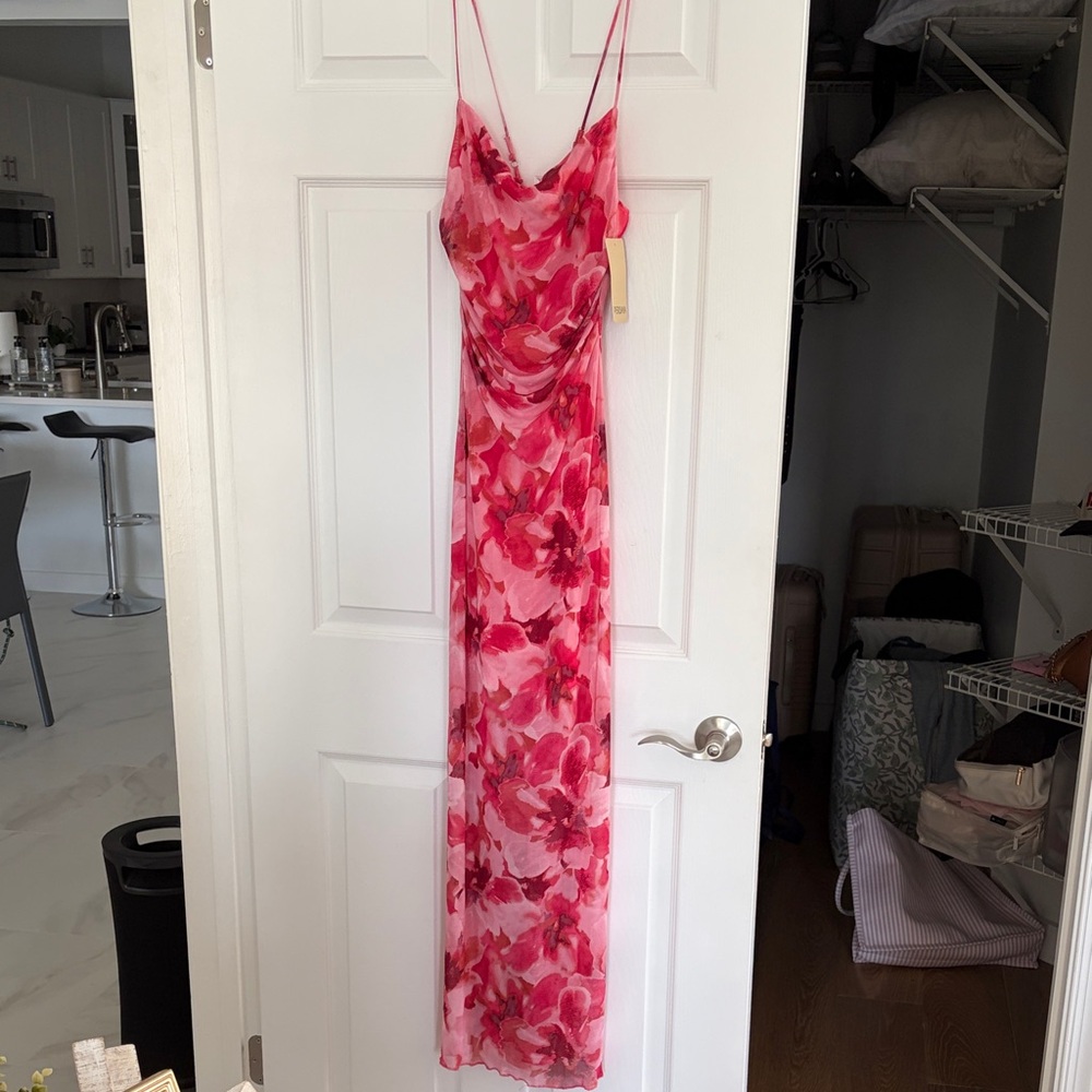 Persaya Pink Floral Dress Medium- NWT